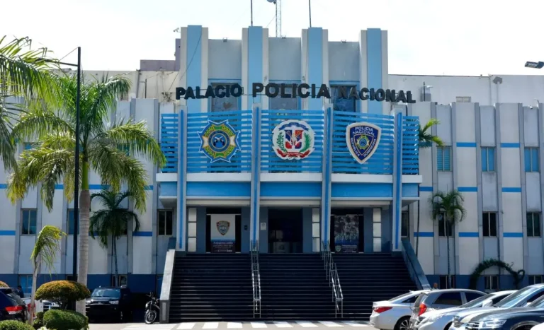 Detienen a sargento PN por presunto homicidio de su pareja en Santo Domingo Oeste