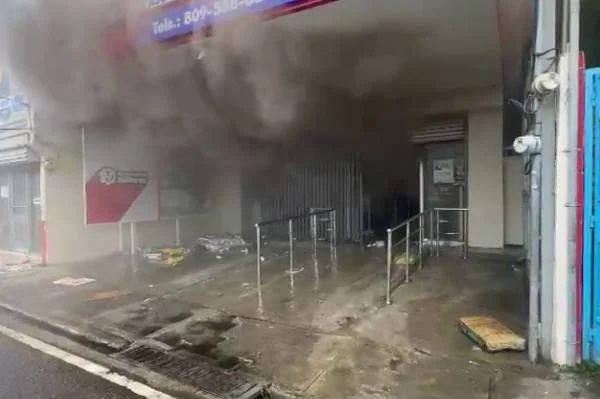 La Asociación para el Desarrollo de la Provincia Duarte (ADEPRODU) lamenta el devastador incendio que destruyó la histórica Ferretería Hilario en San Francisco de Macorís y ofrece su apoyo a la familia afectada.