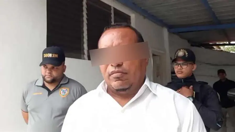 detienen-a-hombre-acusado-de-solicitar-nina-para-fines-sexuales-2245f622-focus-0-0-896-504.jpg