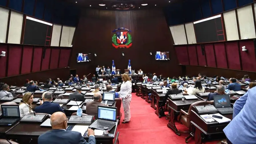 los-diputados-autorizan-el-acuerdo-de-cielos-abiertos-focus-0-0-896-504-2.jpg