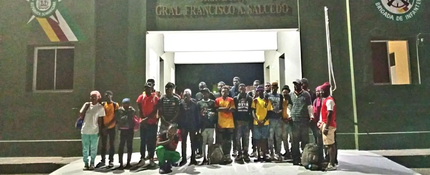 Ejercito-detiene-28-haitianos-indocumentados-con-uso-de-drones-en-Dajabon.jpeg