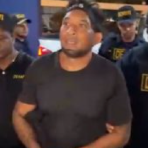 Capturan a «La Mole» en Higüey, acusado de amenazas de muerte en SFM