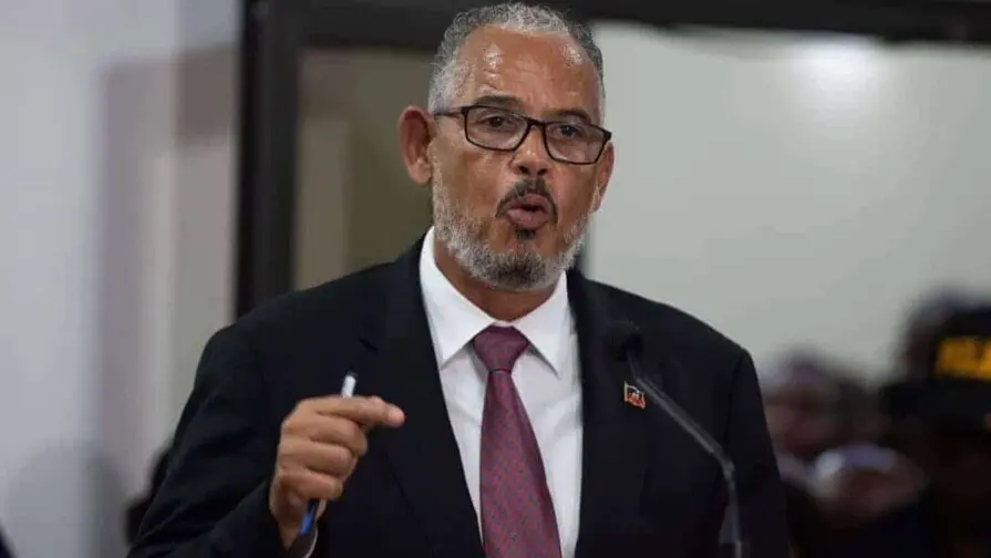 crop-w1200-h800-el-consejo-de-transicion-de-haiti-asegura-que-destituira-al-pm-35db6ccc-focus-0-0-896-504.jpg
