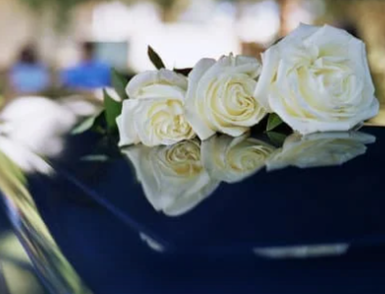 Tensión en velatorio de Villa Riva por movimientos del fallecido