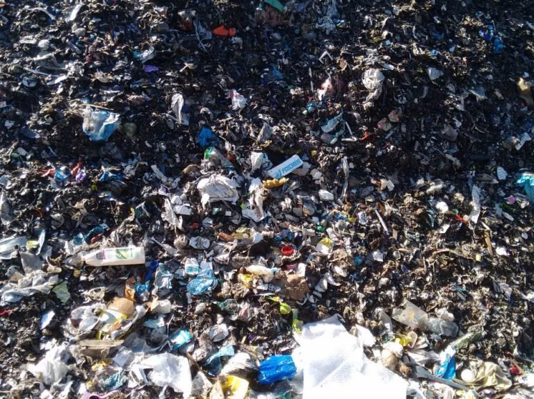 Encuentran Cadáver en Avanzado Estado de Descomposición en Vertedero de Santiago