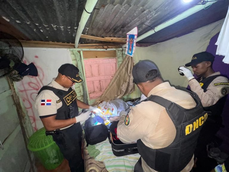 Detenidos “Tolete”, “El Chavo” y “El Gordo” en operativos de la DNCD en Montecristi y Espaillat