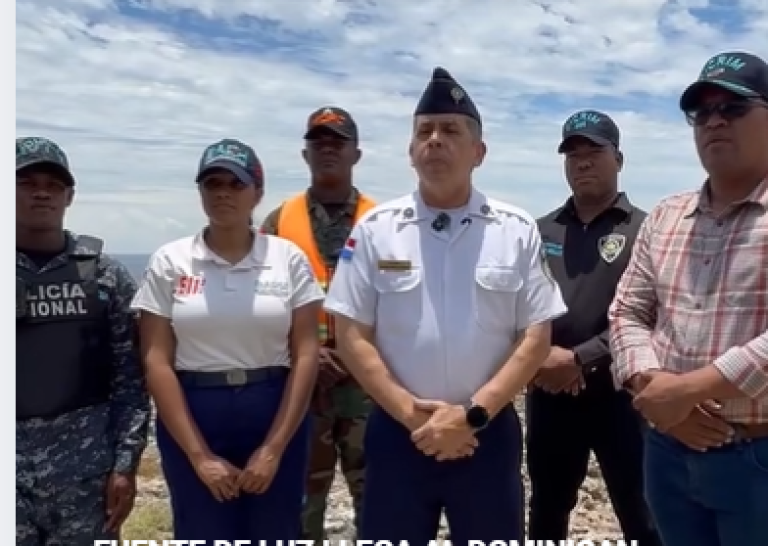 La Policía Inicia Búsqueda de Hombre Tras Supuesto Lanzamiento al Mar Caribe