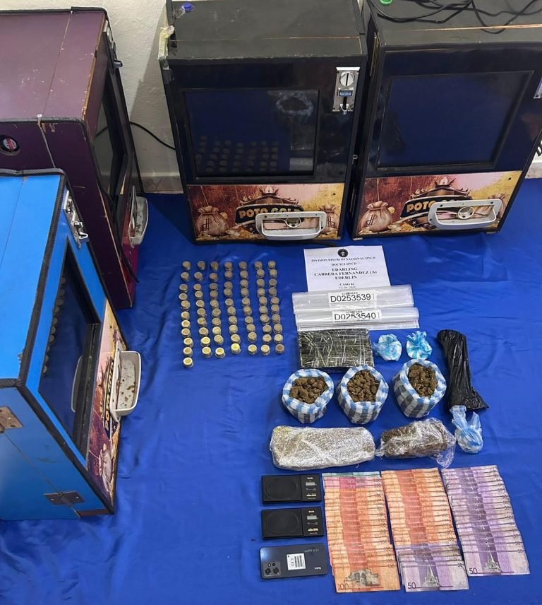 DNCD realiza operativo en Capotillo y detiene a siete personas con drogas y objetos ilegales