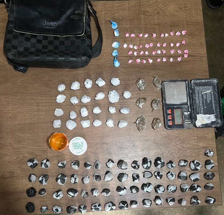 Varios detenidos y decomiso de drogas tras operativos en Santiago