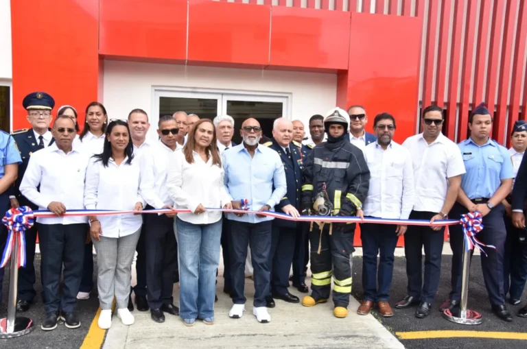 Estación de bomberos en San Francisco de Macorís