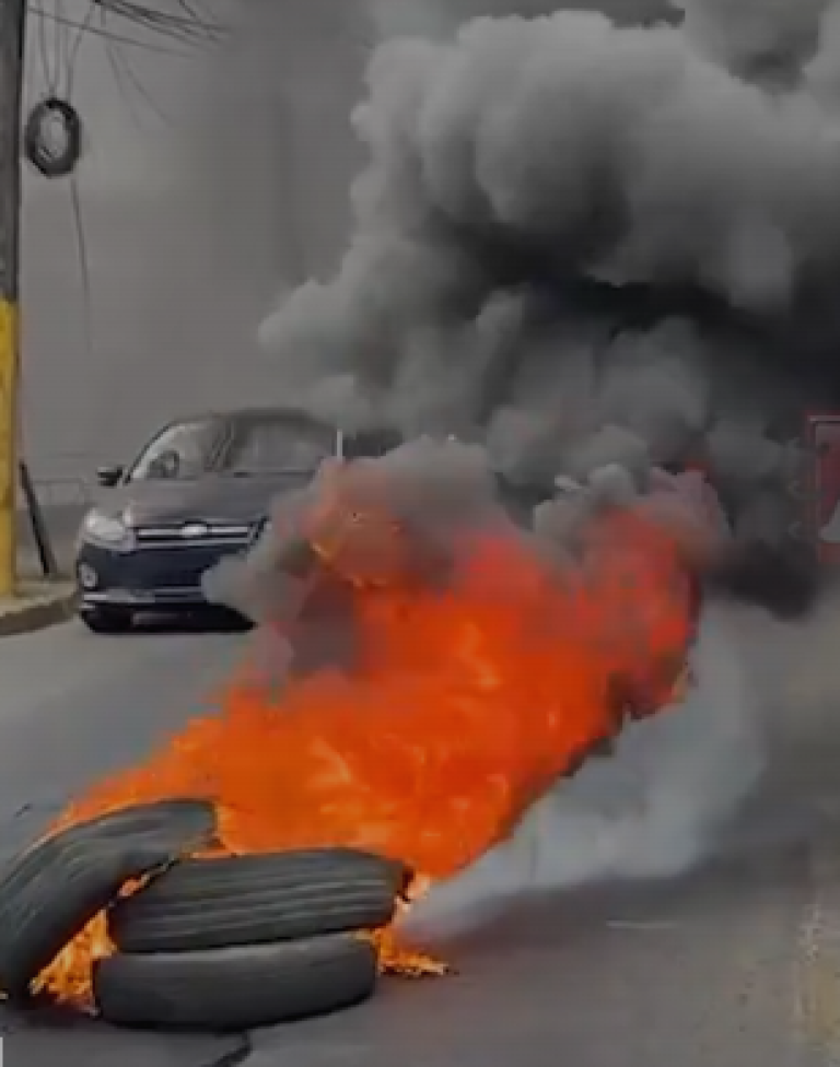 Protestas en San Francisco de Macorís: vecinos de Carmen Añil Bonó exigen solución a calles y servicios