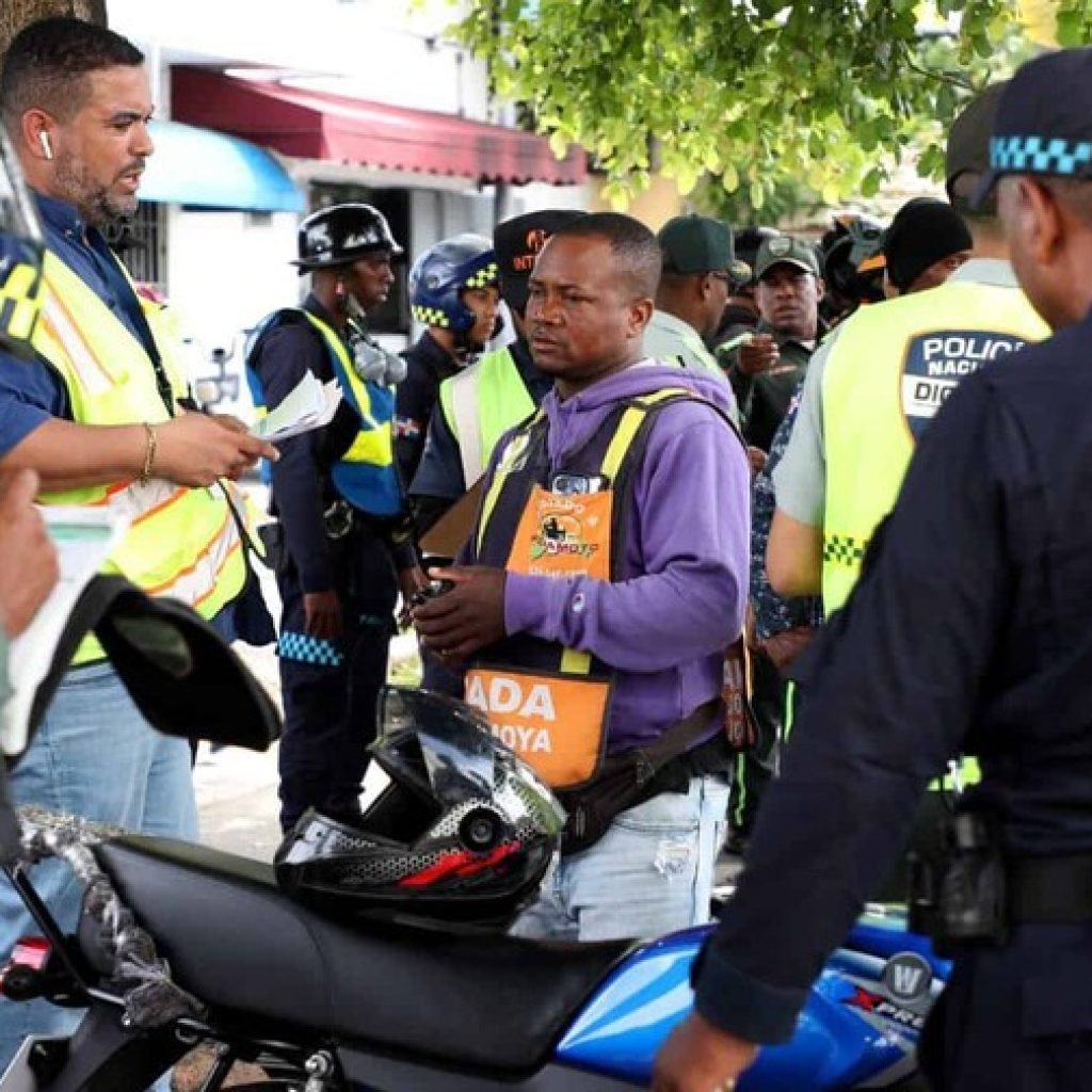 intrant realiza operativos en santo domingo f3efeb7c focus 0 0 896 504