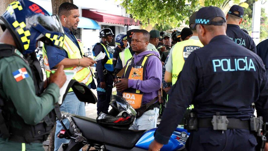 intrant-realiza-operativos-en-santo-domingo-f3efeb7c-focus-0-0-896-504.jpg