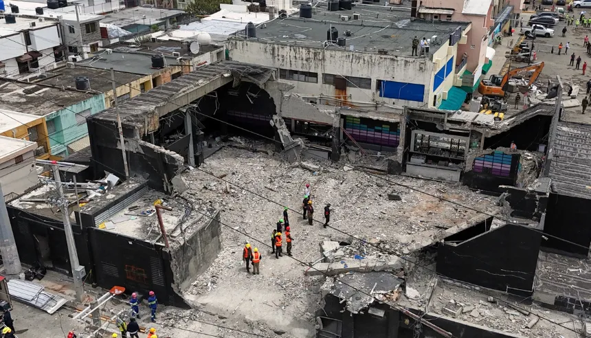 Estructura del centro nocturno Jet Set tras el colapso del techo en el Distrito Nacional