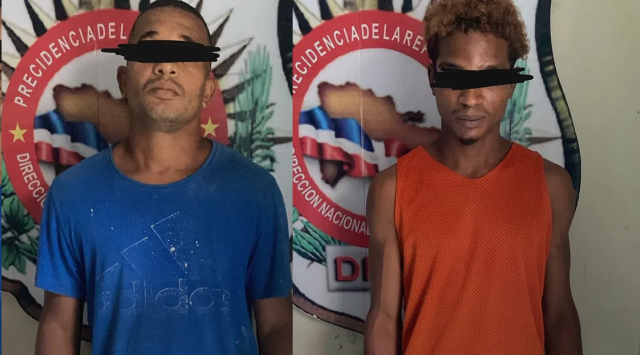 Agentes operando mientras la DNCD apresa a dos hombres en Villa Altagracia.