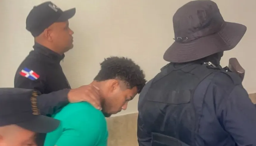 Tribunal conoce medida de coerción por homicidio en Los Praditos.