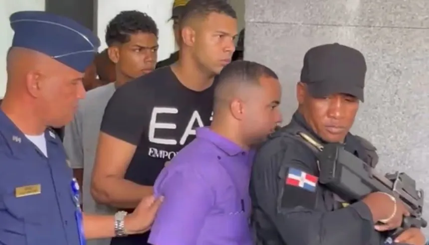 Llevan ante juez a implicados en el caso de la esposa de Julián Oro Duro en Santo Domingo Este.