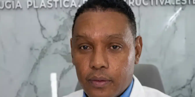 Cirujano a la cárcel por mala práctica médica Arresto de cirujano plástico tras revocación de suspensión condicional de la pena.