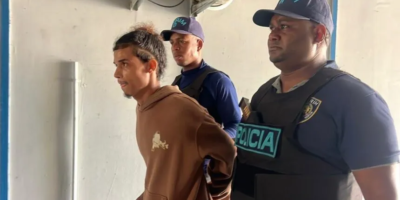 Fue extraditado desde Haití alias "El Pollito", el presunto autor del dantesco crimen en Santiago donde mató a su amigo en una fiesta de cumpleaños.