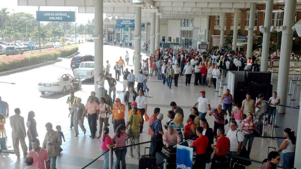 aeropuerto-cibao-santiago-pasajeros.jpg