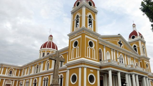 church-402750_1280.jpg