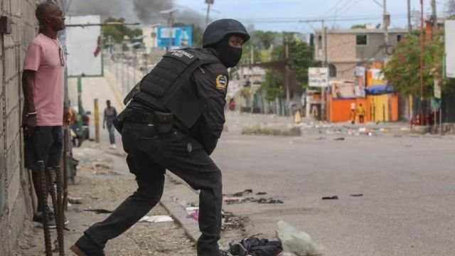 cierra-principal-aeropuerto-de-haiti-por-violencia-de-pandillas-focus-0-0-896-504.jpg