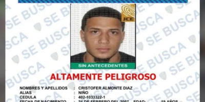 Agentes de la Policía Nacional en operativo de patrullaje e investigación en el sector Baracoa de Santiago