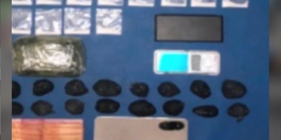 Agentes de la Policía Nacional y la DNCD durante operativo en Barahona