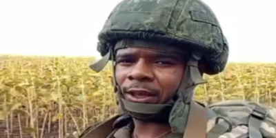 Juan Carlos Ávila Espaillat, dominicano en Rusia vestuario militar.