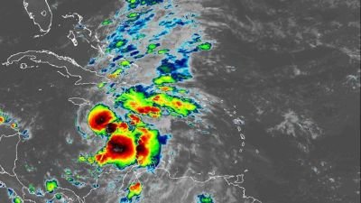 tormenta-melissa-avanza-lentamente-en-el-caribe-37b2dc79-focus-0-0-896-504.jpg